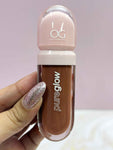 Lip gloss con color matte pure glow Og