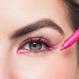 Lápiz delineador de ojos Lula