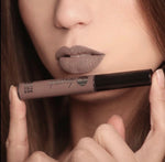 Labial Mate Pinch